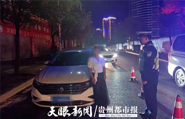 酒驾被暂扣驾驶证后,她又酒后开车 平塘这个女司机被行拘9天